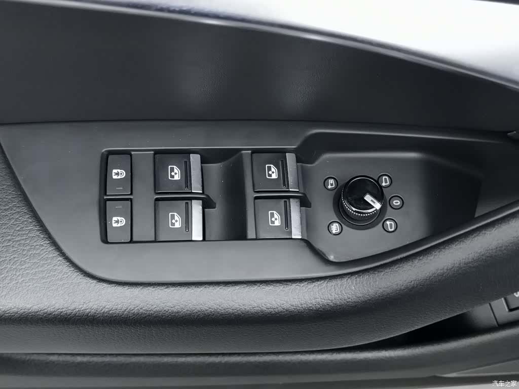 Audi A6L, 2021 9