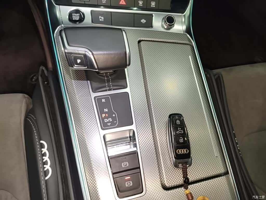 Audi A6L, 2021 10