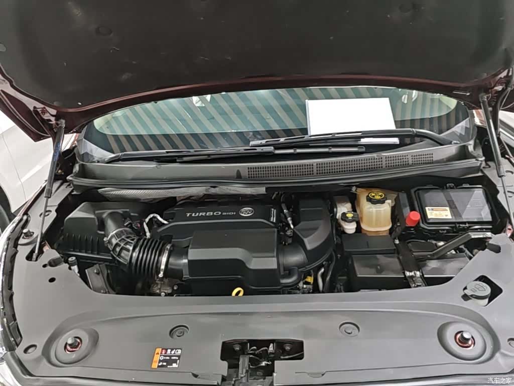 Buick GL8, 2022 20