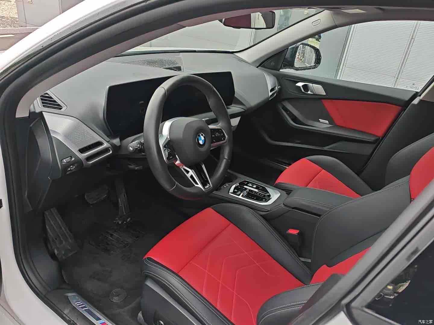 BMW 2 Series, 2025 12