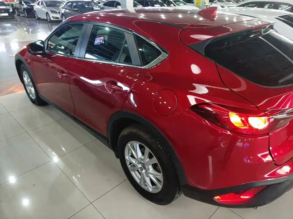 Mazda CX-4