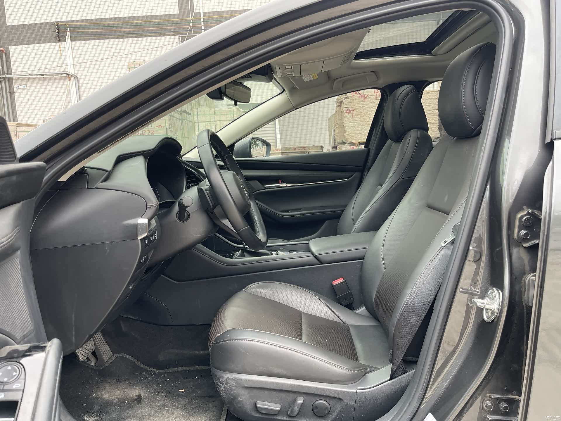 Mazda Mazda3, 2022 9