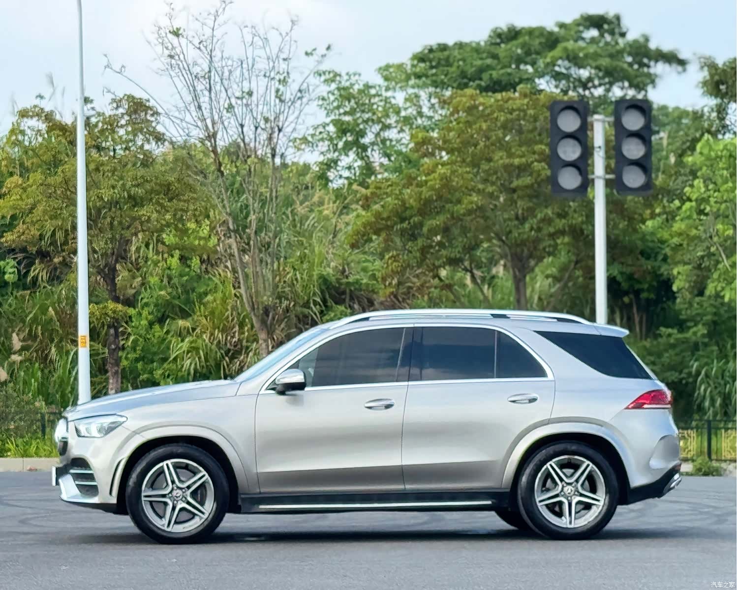 Mercedes-Benz GLE, 2019 19
