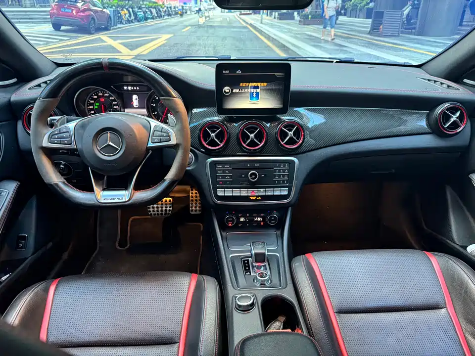 Mercedes-Benz CLA AMG