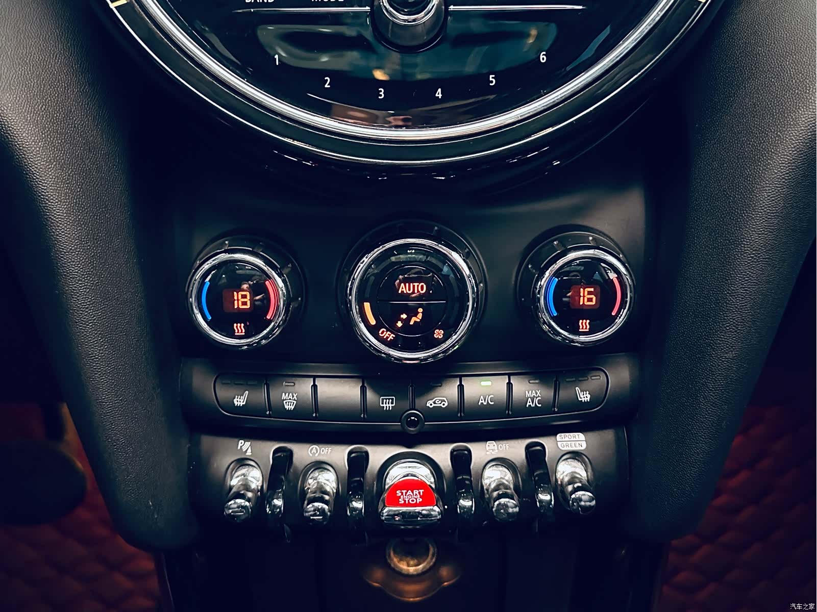Mini Cooper, 2023 30