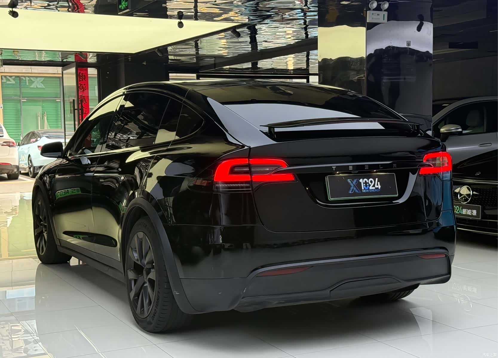 Tesla Model X, 2023 17