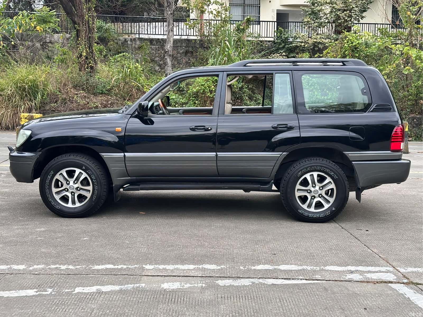 Lexus LX, 2007 14