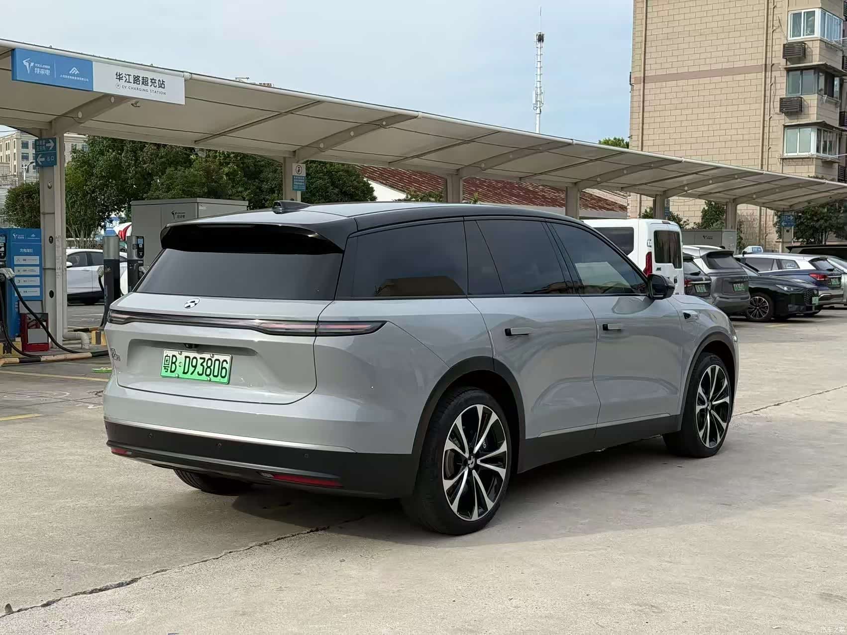 NIO ES8, 2023 16