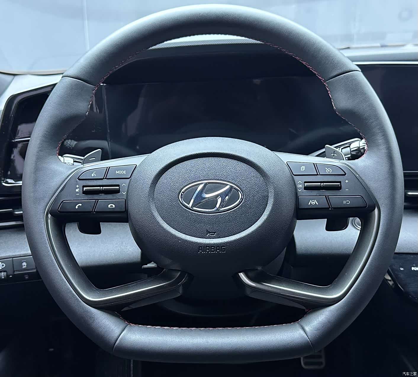 Hyundai Elantra, 2023 12
