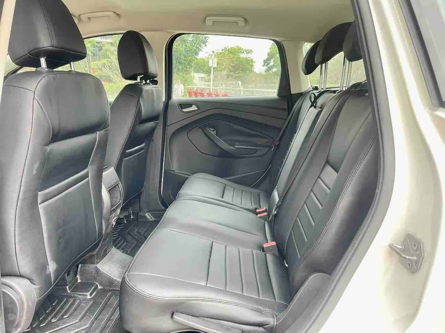 Ford Kuga, 2014 9
