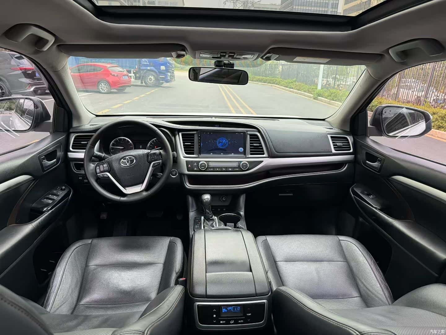 Toyota Highlander, 2017 все фото