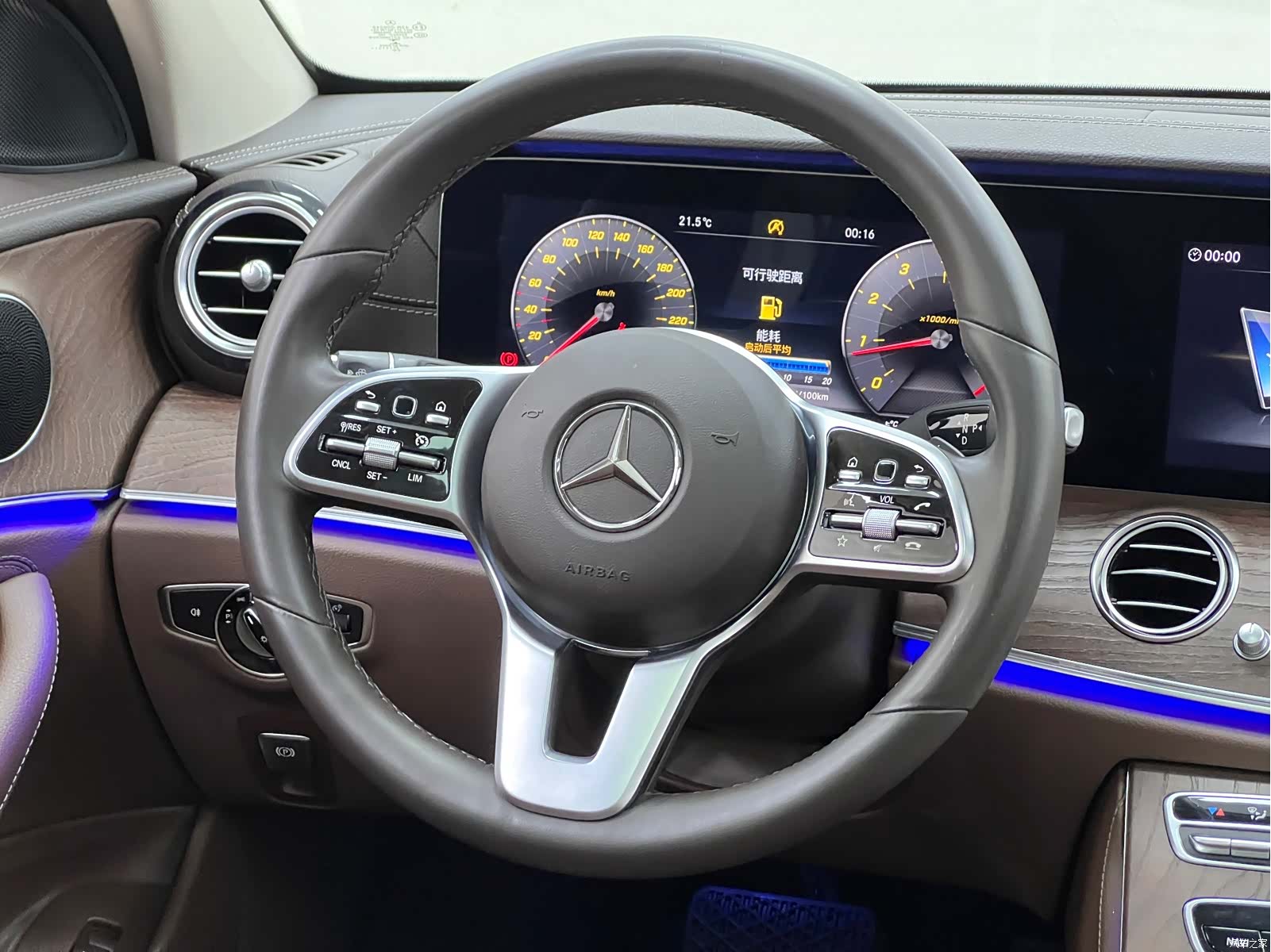 Mercedes-Benz E-Class, 2020 26