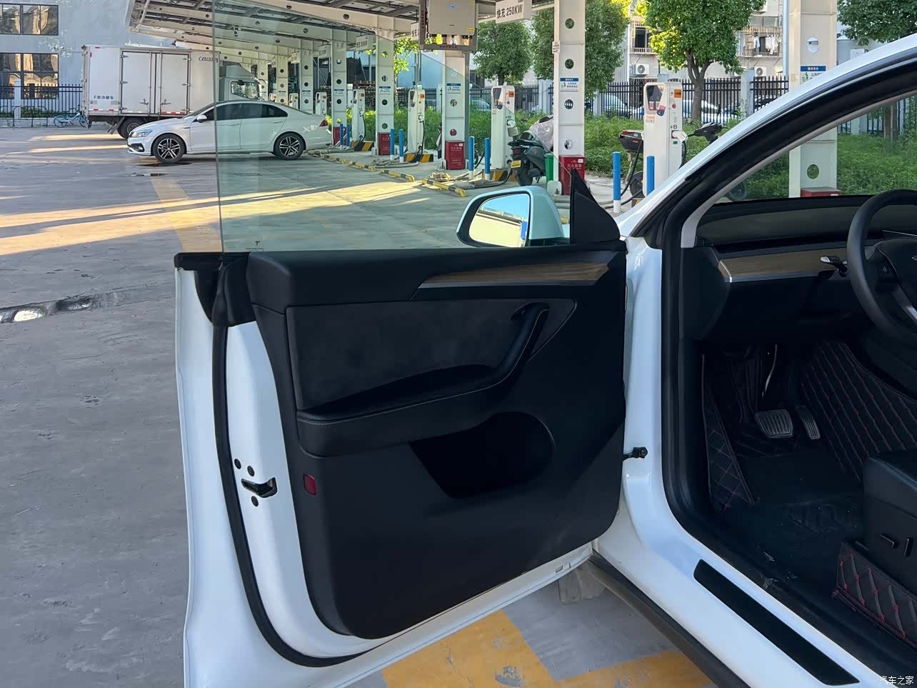 Tesla Model Y, 2022 8