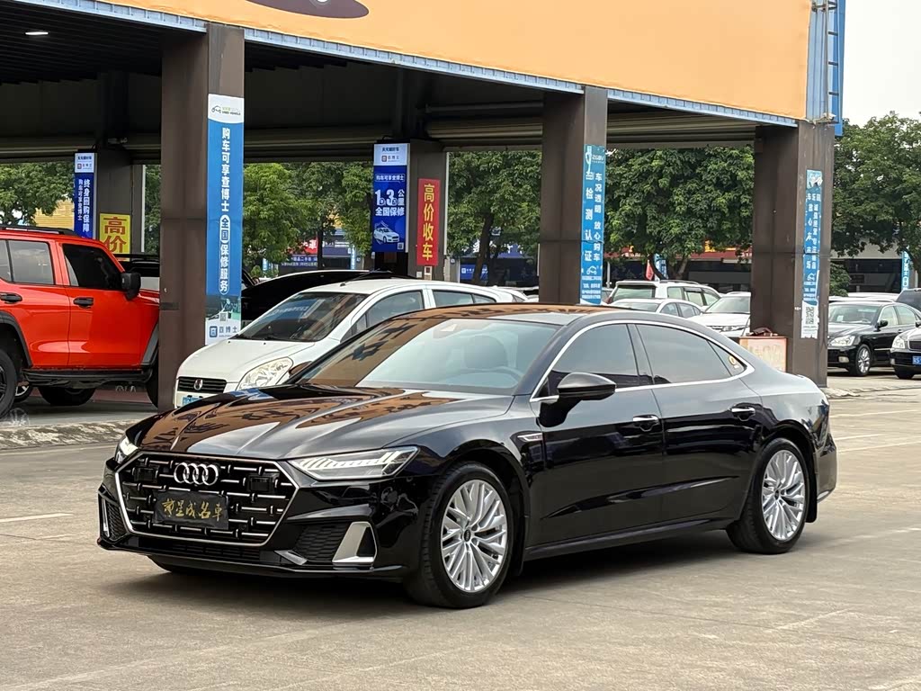 Audi A7L 2024 45 TFSI Luxury