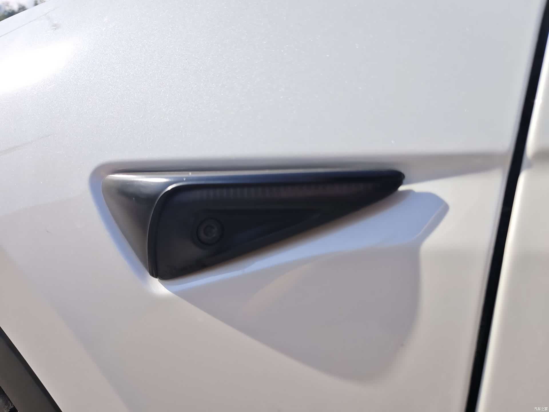 Tesla Model Y, 2021 14