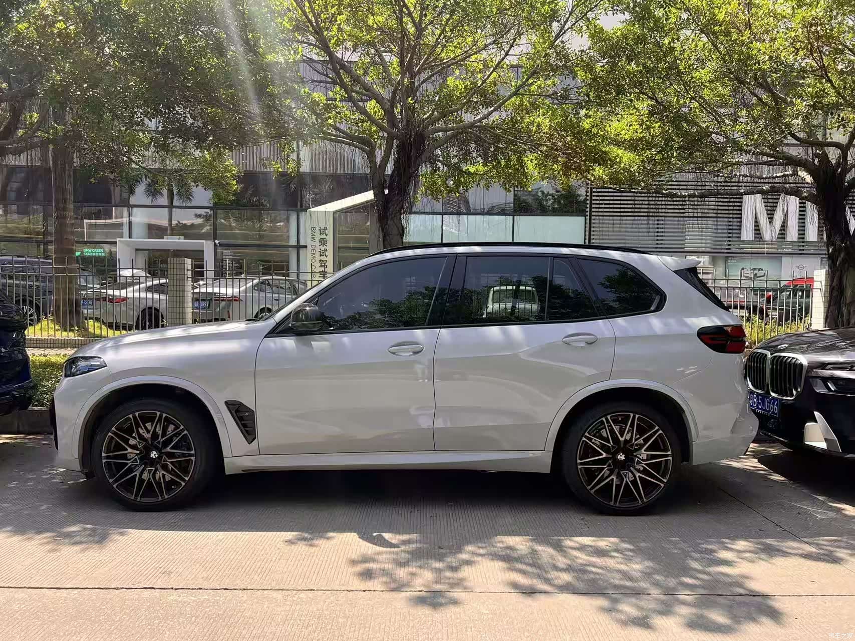 BMW X5, 2025 2