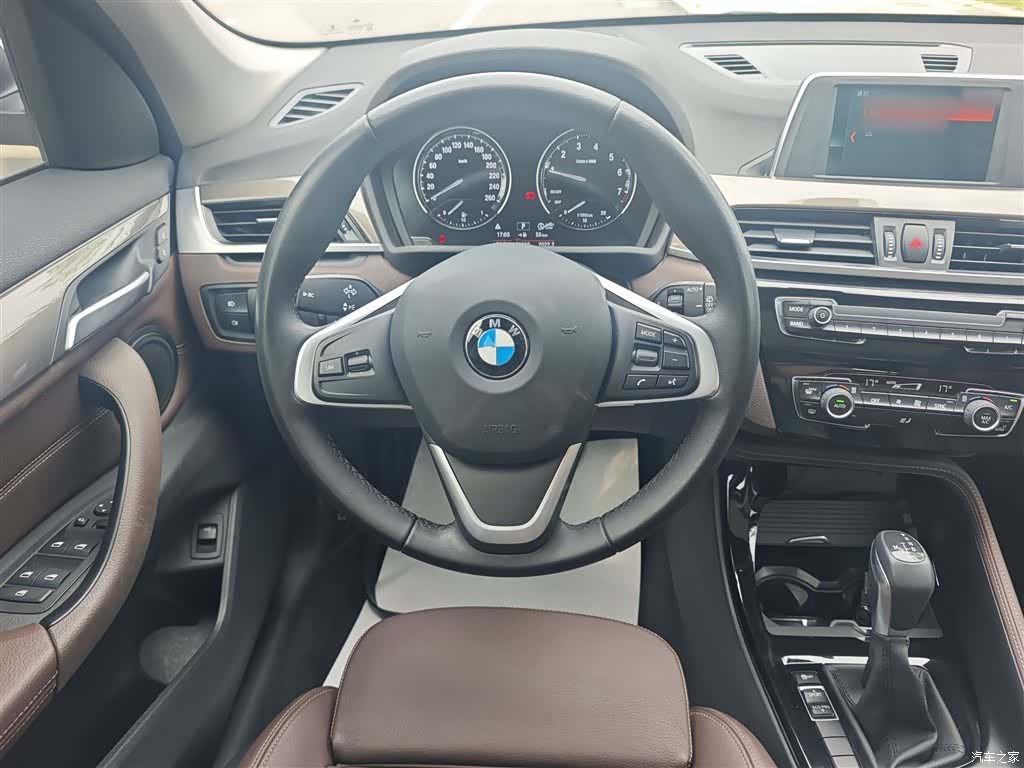 BMW X1, 2019 11