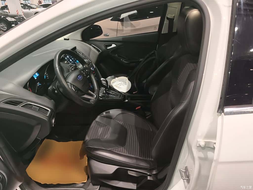 Ford Focus, 2016 15