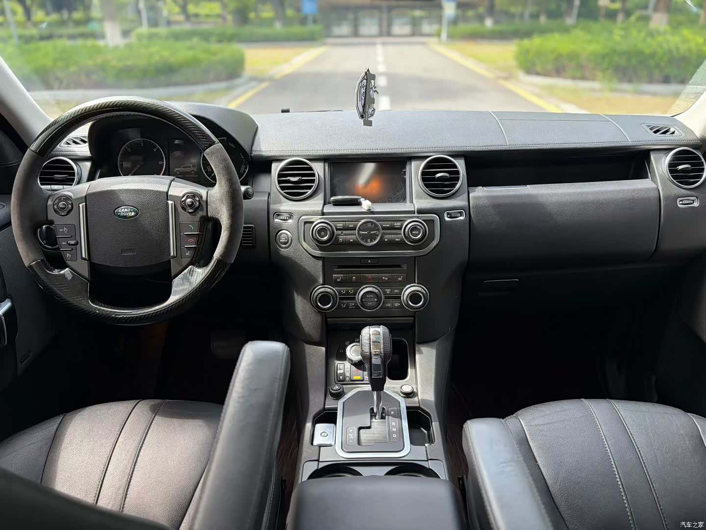 Land Rover Discovery, 2011 4
