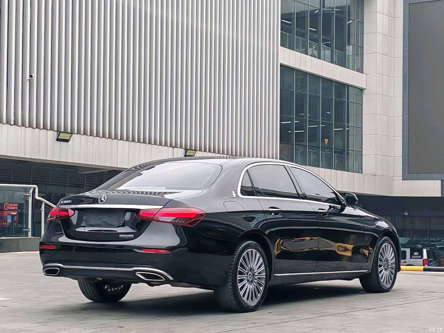 Mercedes-Benz E-Class, 2023 все фото