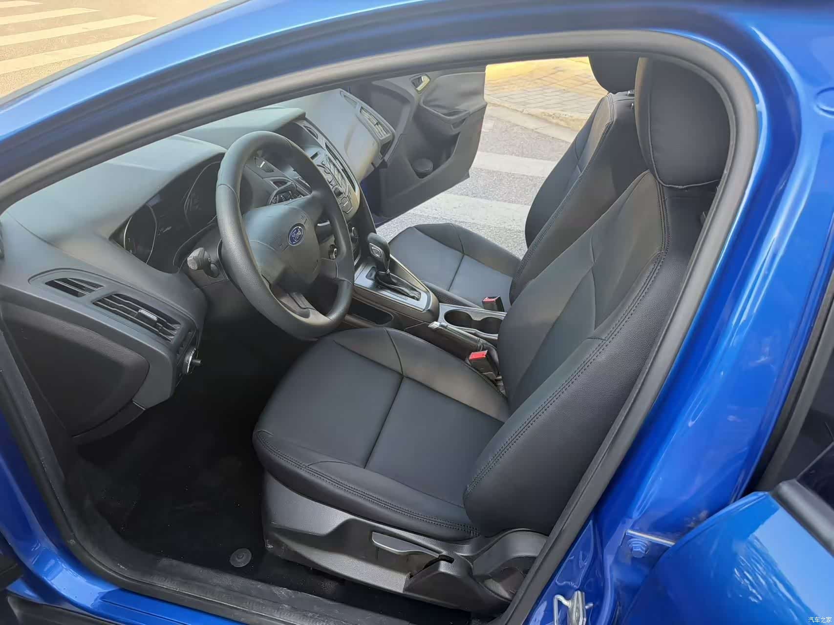 Ford Focus, 2013 9