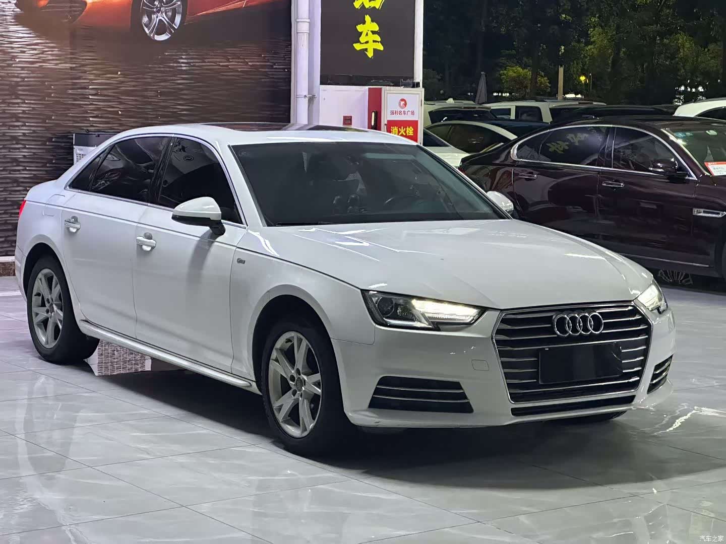 Audi A4L, 2016 3