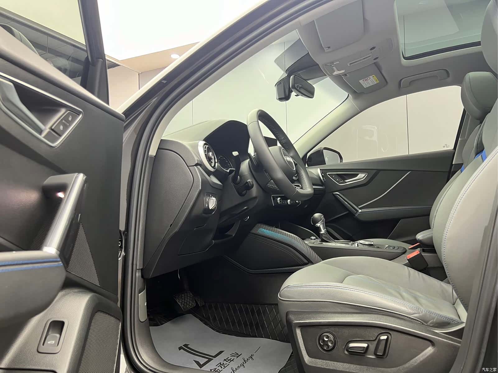 Audi Q2L, 2022 7
