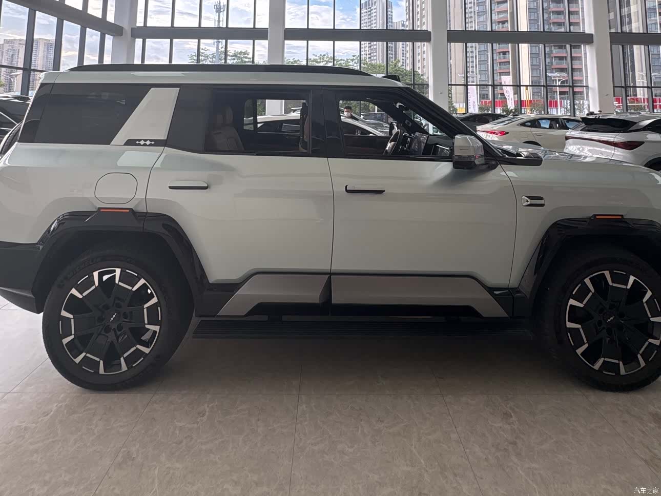 Fang Cheng Bao Bao 8, 2025 3