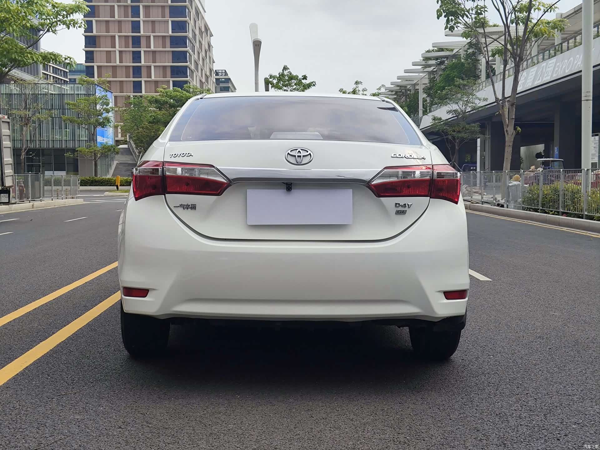Toyota Corolla, 2016 все фото