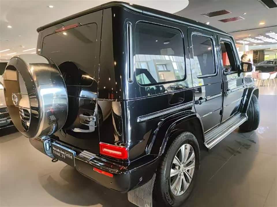 Mercedes-Benz G-class