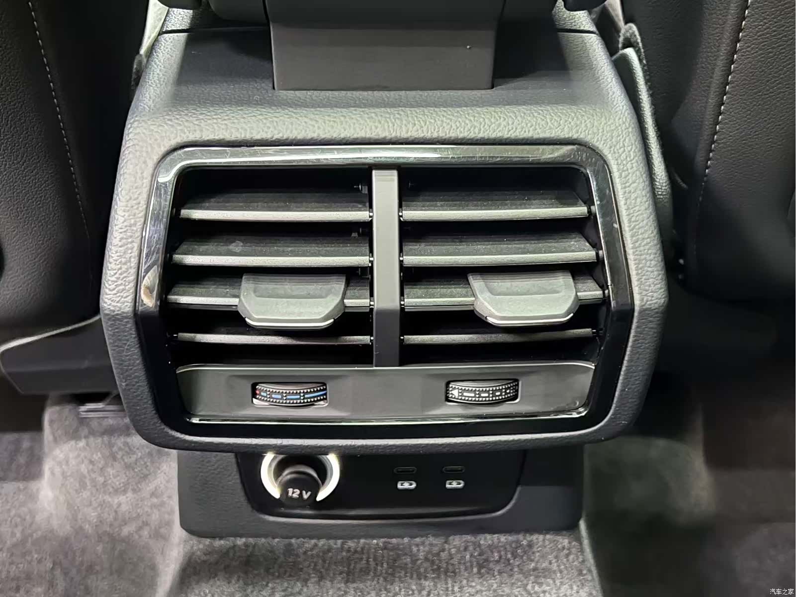 Audi Q3, 2023 8