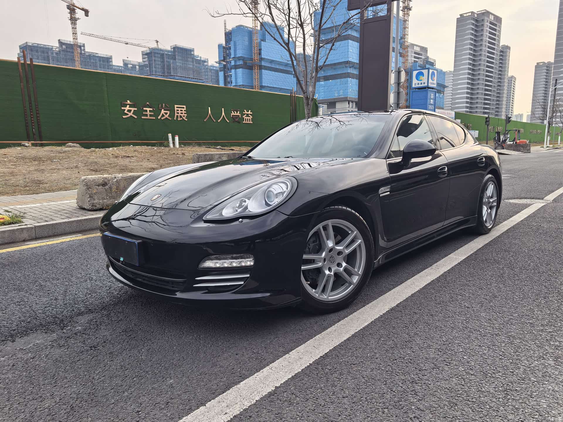 Porsche Panamera, 2012 1