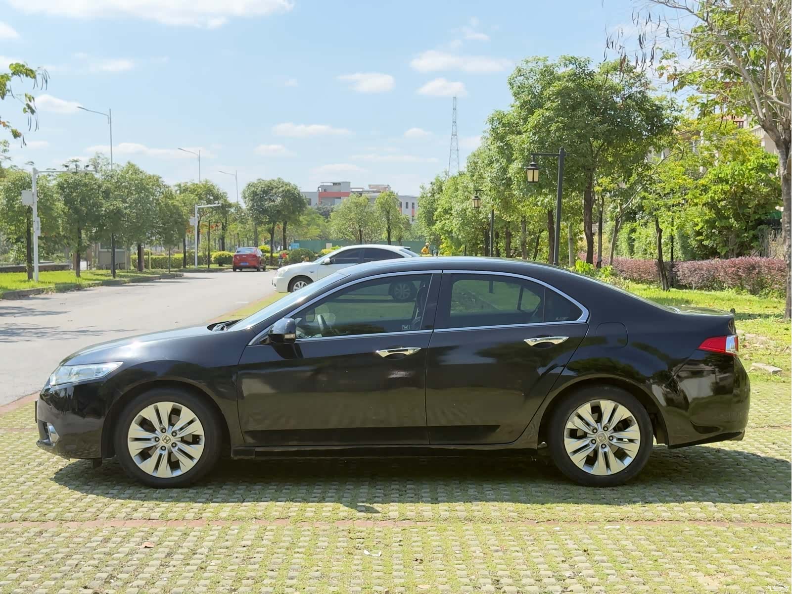 Honda Spirior, 2014 6