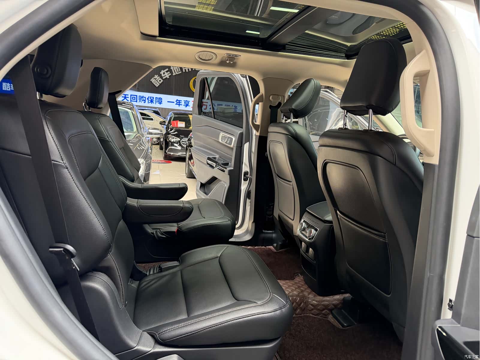 Ford Explorer, 2022 23