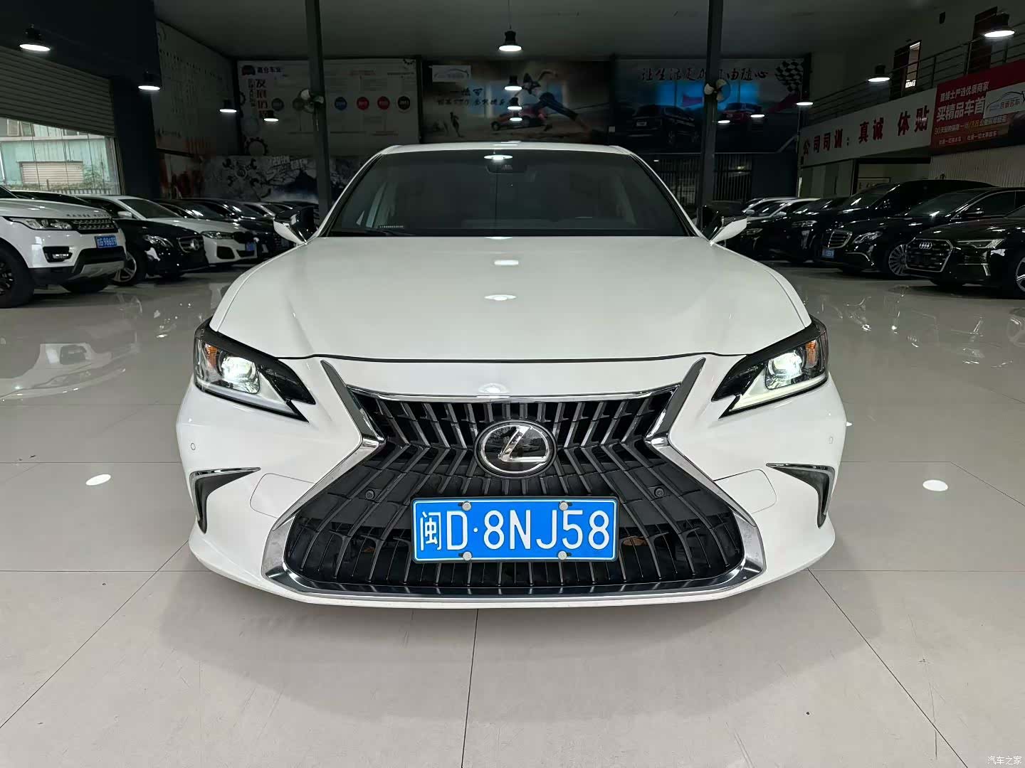 Lexus ES, 2023 2