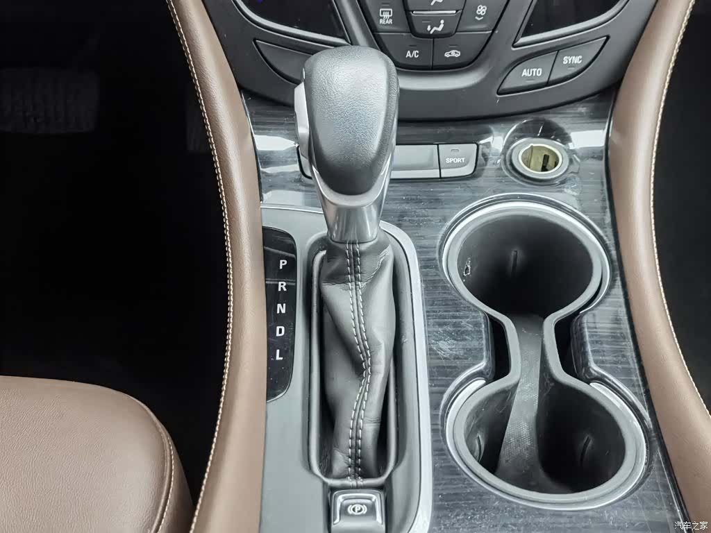 Buick Envision Plus, 2020 13
