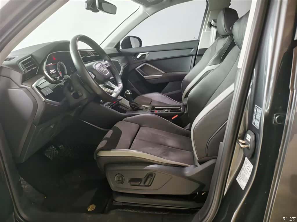 Audi Q3, 2023 6