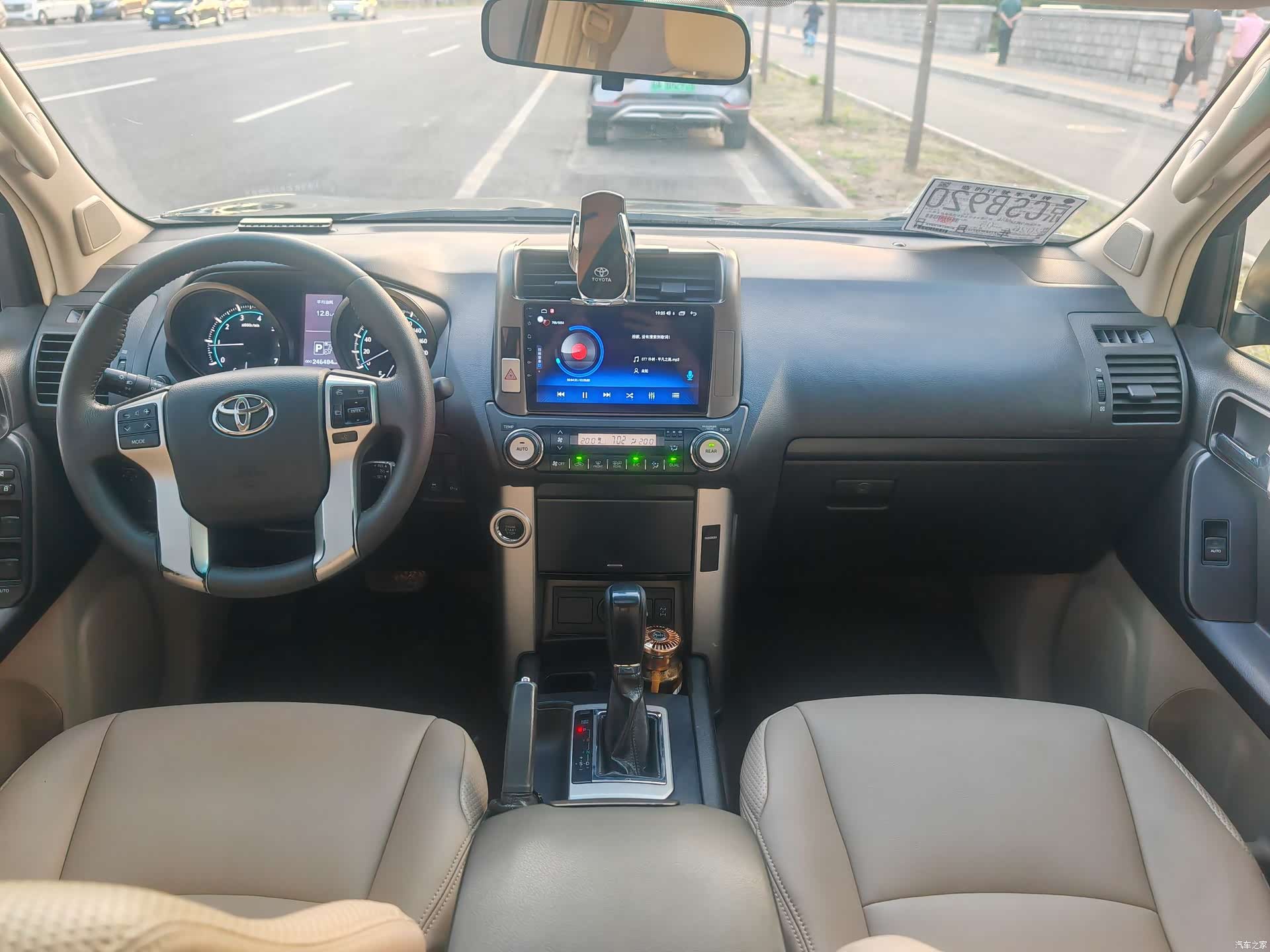 Toyota Prado, 2010 10