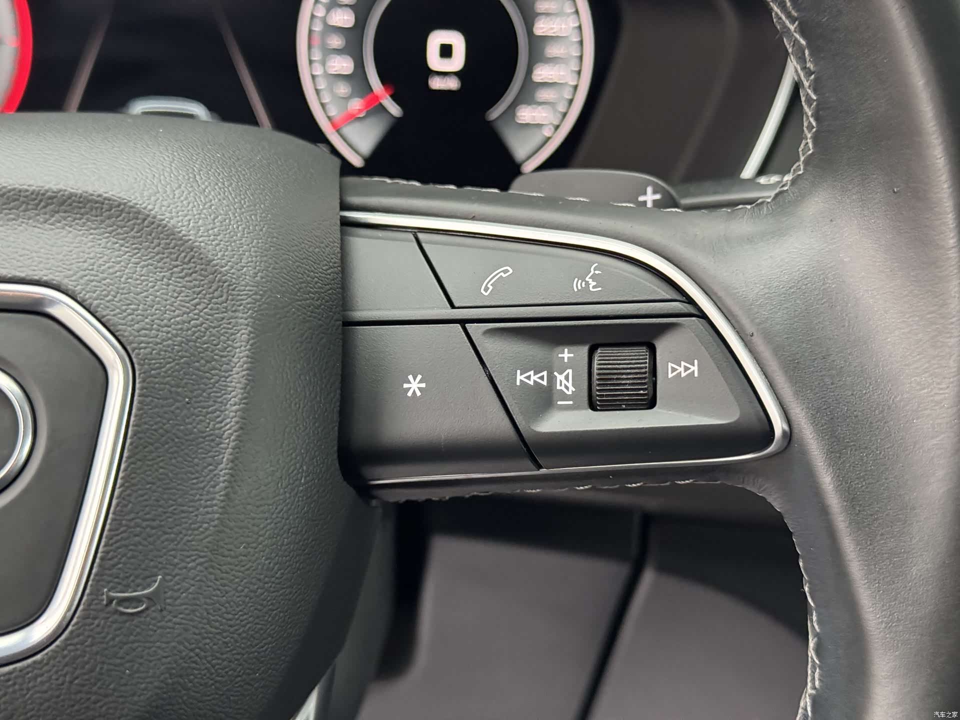 Audi Q5L, 2021 12