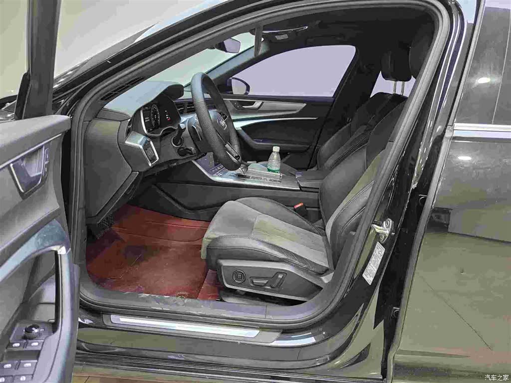 Audi A6L, 2019 6