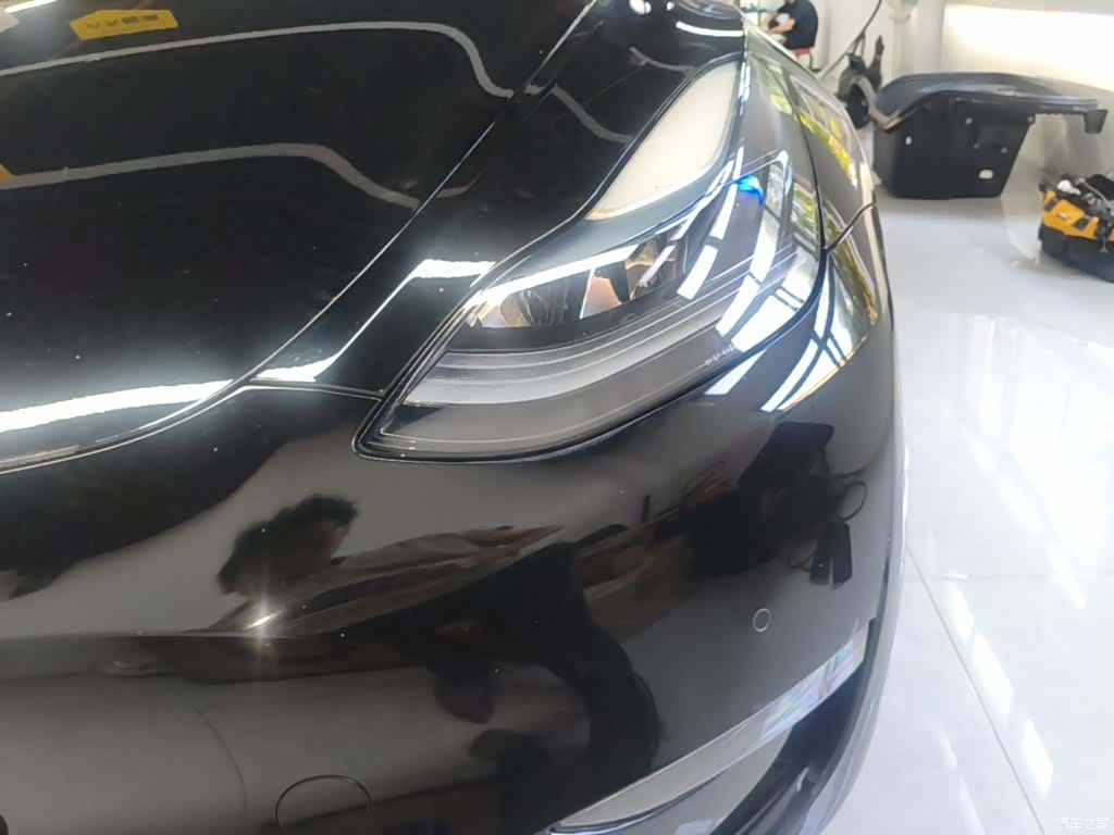 Tesla Model Y, 2022 18