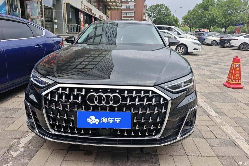Audi A8L, 2023 2