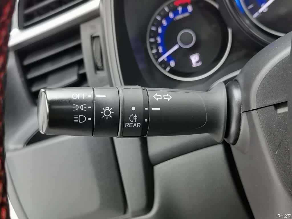 Honda Fit, 2017 21