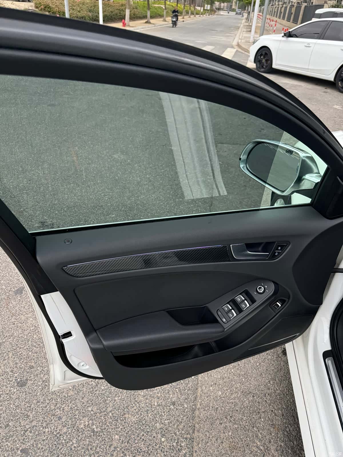 Audi A4L, 2015 все фото