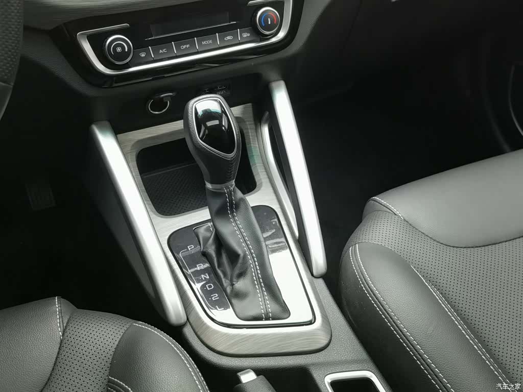 Geely X3, 2018 13