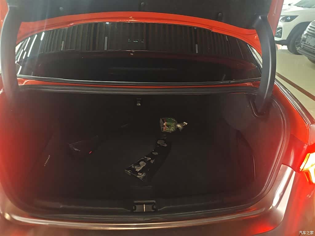 Lynk & Co 01, 2020 19