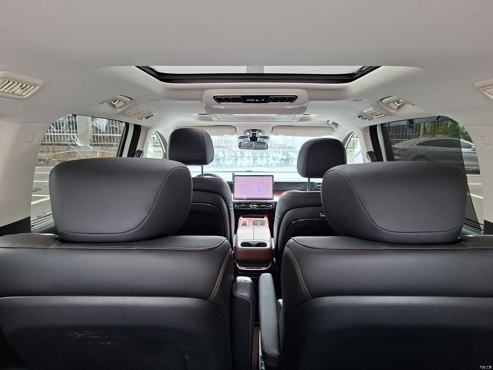 Trumpchi E8, 2024 21