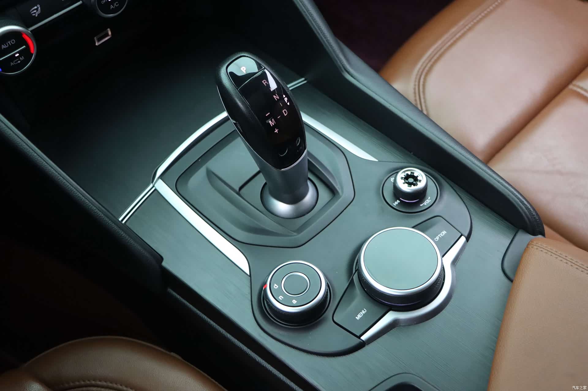 Alfa Romeo Giulia, 2019 13