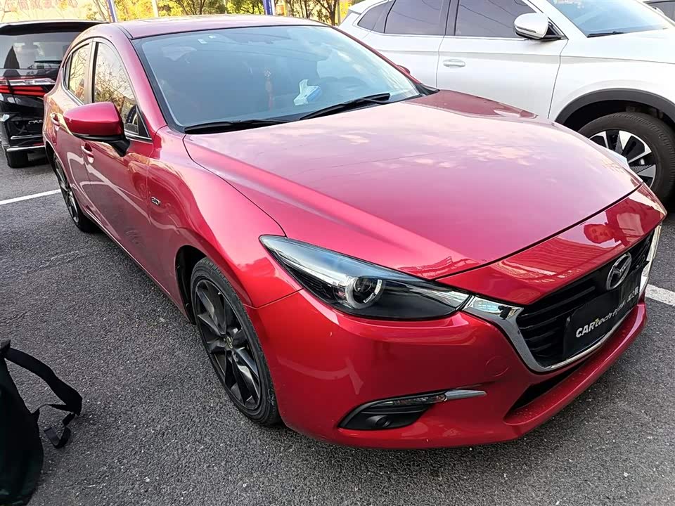 Mazda 3 Angkesaila