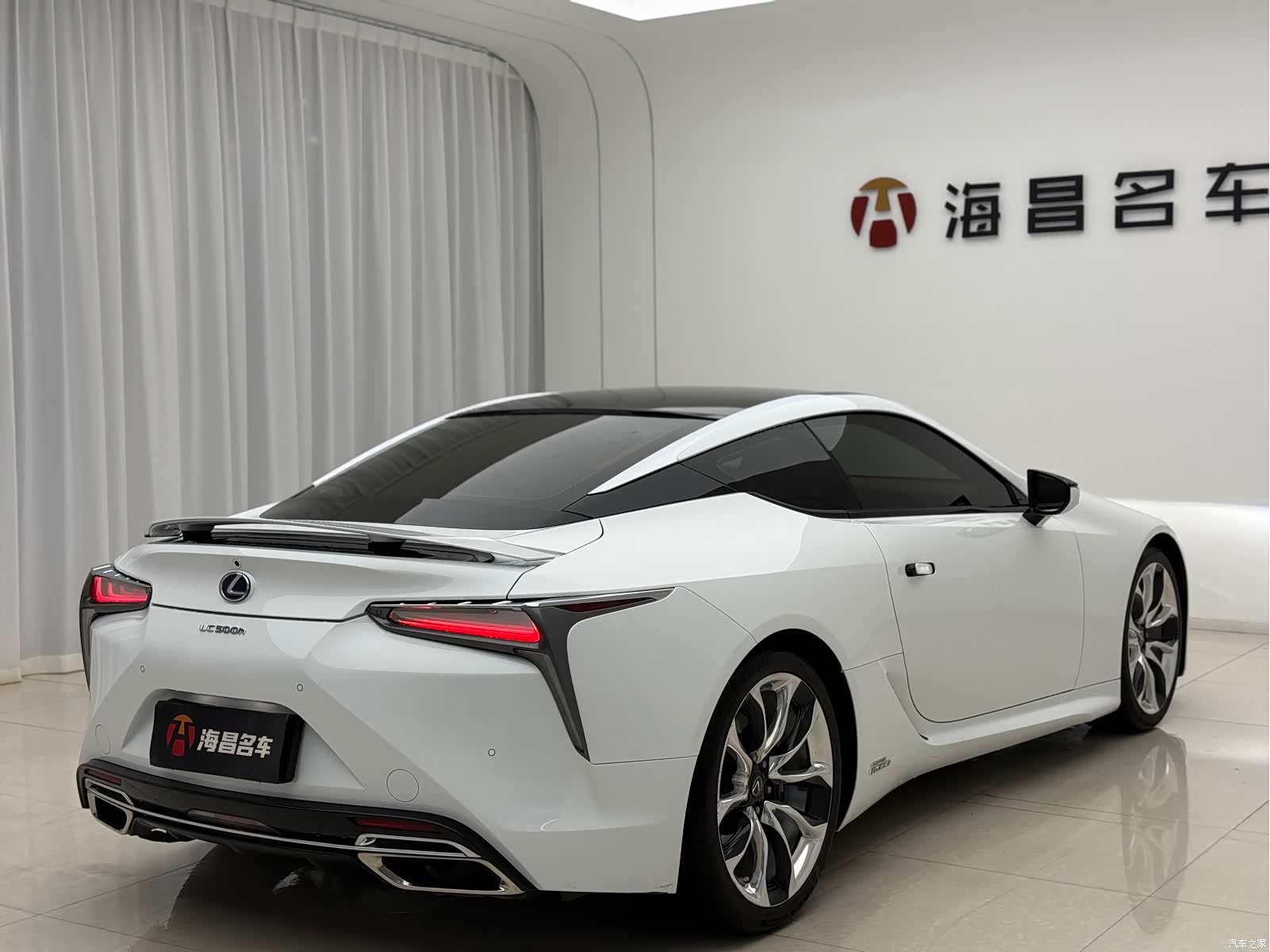 Lexus LC, 2022 9